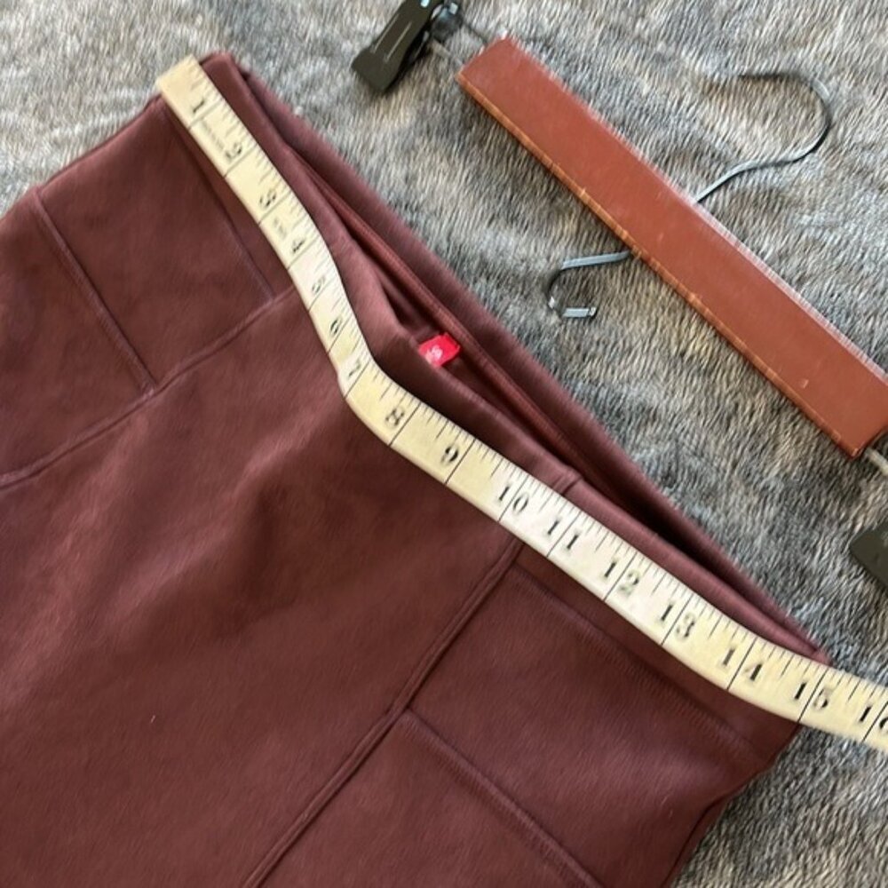 SPANX Suede Legging Wine color size Large Petite Women’s‎ clothing - Picture 10 of 12